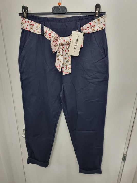Pantaloni in cotone cinturino con fiorellini